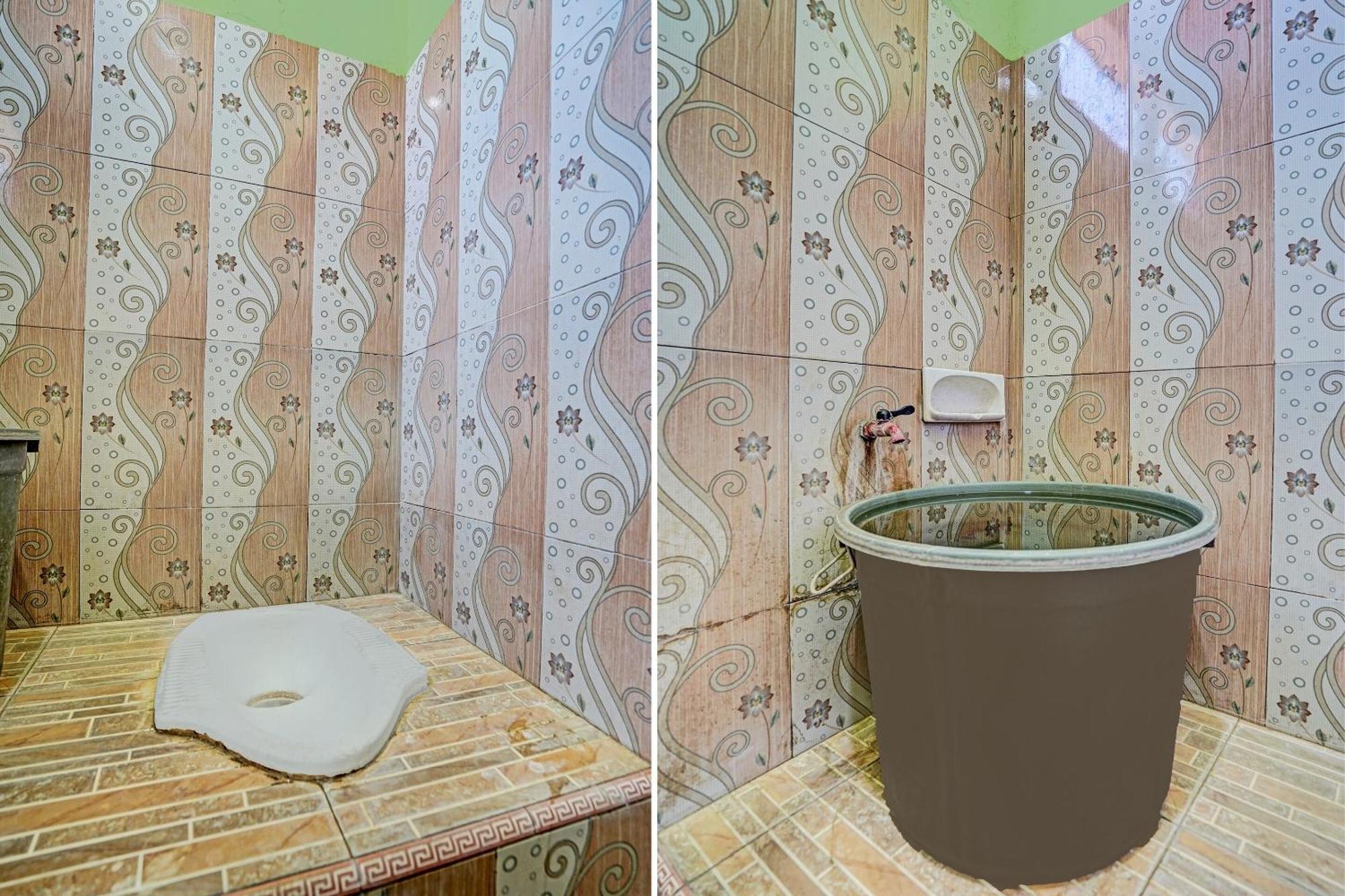 Hotel Spot On 91716 Kost Yy Syariah Mojokerto Esterno foto